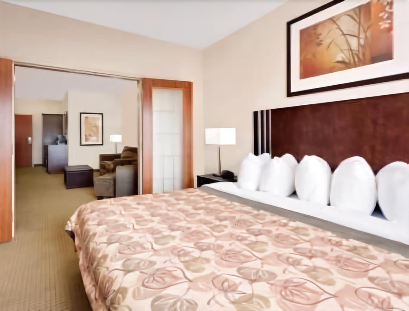 Ramada By Wyndham Lac La Biche Bagian luar foto